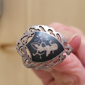 Vintage Siam Sterling Silver Screw Back Earrings